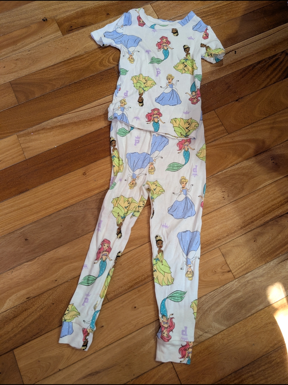 Girls Disney Princess Print Pajama Set